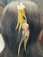 Load image into Gallery viewer, Feather Hair Xtension 2 Gemstones Chained &amp; Beaded (6 Feathers)