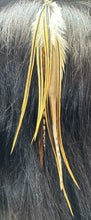 Load image into Gallery viewer, Feather Hair Xtension 3 Barrel Bead (11 Feathers)