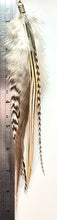 Load image into Gallery viewer, Feather Hair Xtension 6 Barrel Bead (8 Feathers)
