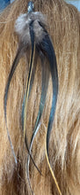 Load image into Gallery viewer, Feather Hair Xtension 7 Ornate Natural Bead (5 Feathers)