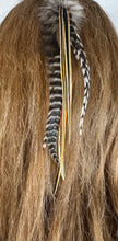 Load image into Gallery viewer, Feather Hair Xtension 16 Gemstone Bead (6 Feathers)