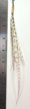 Load image into Gallery viewer, Feather Hair Xtension 18 Natural Bead (5 Feathers)