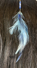 Load image into Gallery viewer, Feather Hair Xtension 43 Gemstones &amp; Beads (5 Feathers)