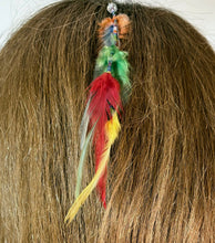 Load image into Gallery viewer, Feather Hair Xtension 47 Crystals Seed Beads (6 Feathers)