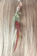 Load image into Gallery viewer, Feather Hair Xtension 47 Crystals Seed Beads (6 Feathers)