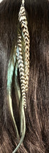 Load image into Gallery viewer, Feather Hair Xtension 51 Seed Beads (9 Feathers)