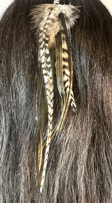 Feather Hair Xtension 52 Ornate Natural Bead (6 Feathers)