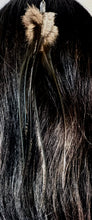 Load image into Gallery viewer, Feather Hair Xtension 58 Carved Natural Bead (5 Feathers)