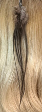Load image into Gallery viewer, Feather Hair Xtension 58 Carved Natural Bead (5 Feathers)