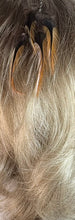Load image into Gallery viewer, Feather Hair Xtension 56 (4 Feathers)