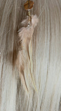 Load image into Gallery viewer, Feather Hair Xtension 59 Gemstone Beads Seed Beads (5 Feathers)