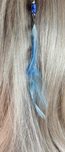 Load image into Gallery viewer, Feather Hair Xtension 60 Gemstone Beads Seed Beads (6 Feathers)