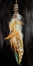 Load image into Gallery viewer, Feather Hair Xtension 67 Seed Beads (7 Feathers)