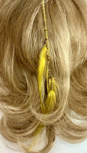 Load image into Gallery viewer, Feather Hair Xtension 77 Chained Seed Beads (5 Feathers)