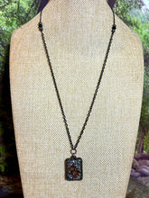 Load image into Gallery viewer, Orgonic POWER BAND-IT Gold Tone Chain Hand Crafted Reversible Orgonic Window Magnetic Crystal Coils Infinity