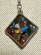 Load image into Gallery viewer, Orgonic POWER BAND-IT Bronze Chain Hand Crafted Reversible Orgonic Diamond Infinity Magnetic Crystal Coils