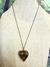 Load image into Gallery viewer, Orgonic POWER BAND-IT Bronze Chain Hand Crafted Reversible Orgonic Heart Magnetic Crystal Coils