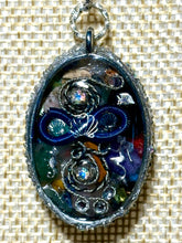 Load image into Gallery viewer, Orgonic POWER BAND-IT Silver Tone Chain Hand Crafted Reversible Orgonic Oceanic Mermaid Ellipse Magnetic Crystal Coils
