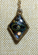 Load image into Gallery viewer, Orgonic POWER BAND-IT Gold Tone Chain Hand Crafted Reversible Orgonic Infinity Diamond Crystal Coils