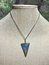 Load image into Gallery viewer, Orgonic POWER BAND-IT Rainbow Stainless Chain Hand Crafted Reversible Point