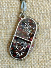 Load image into Gallery viewer, Orgonic POWER BAND-IT Gray Corded Hand Crafted Reversible Ornate Double Frame