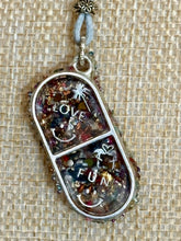 Load image into Gallery viewer, Orgonic POWER BAND-IT Gray Corded Hand Crafted Reversible Ornate Double Frame