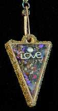 Load image into Gallery viewer, Ultra Orgonic Pinpoint Magnetic Crystallized Points &quot;Love Engagement&quot;