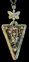 Load image into Gallery viewer, Ultra Orgonic Pinpoint Magnetic Crystallized Points &quot;Love Alights&quot;