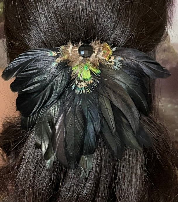 CLIP-IT Feather & Gemstone Beyond Wings 5
