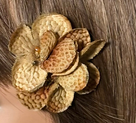 Faux Flower Tanned Brown Duo 'Gemstones'
