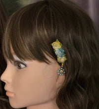 Load image into Gallery viewer, CLIP-IT Charming Attachment Yellow RoseBuds &amp; Dainty Daisy