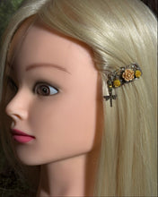 Load image into Gallery viewer, CLIP-IT Charming Attachment Yellow Rose Array Gemstone Setting &amp; Delightful Dragonfly