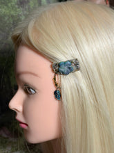Load image into Gallery viewer, CLIP-IT Charming Attachment Blue Gray Blossom Gemstone Setting &amp; Leaf