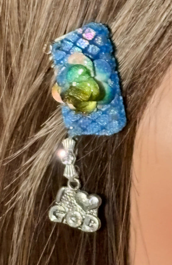 CLIP-IT Charming Attachment Rainbow RoseBud Blue Holographic Velvet & 