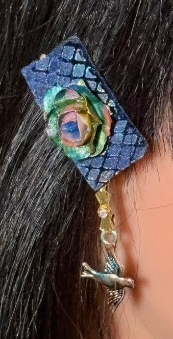 CLIP-IT Charming Attachment Rainbow RoseBud Blue Holographic Velvet & Colorful Bird