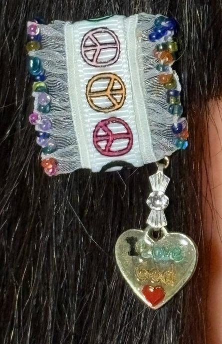 CLIP-IT Charming Attachment Rainbow Peace Tiny Bead Trim & 