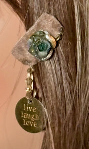 CLIP-IT Charming Attachment Golden Brown Velvet RoseBud & "live laugh love"