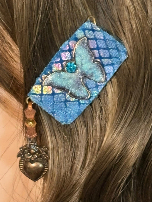 CLIP-IT Charming Attachment Blue Butterfly Blue Holographic Velvet & Floral Heart