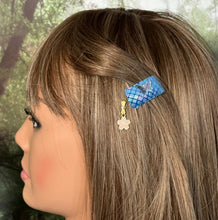 Load image into Gallery viewer, CLIP-IT Charming Attachment Butterfly Blue Holographic Velvet &amp; Flower