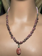 Load image into Gallery viewer, Gemstone POWER BAND-IT 11 Gemstone Chips &amp; Gemstone Drop