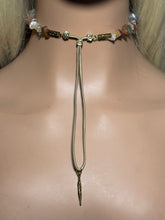 Load image into Gallery viewer, Gemstone POWER BAND-IT 8 Mixed Quartz Chips &amp; Brown Goldstone Point