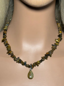 Gemstone POWER BAND-IT 6 Tiger Eye Chips & Gemstone Drop