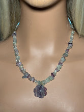 Load image into Gallery viewer, Gemstone POWER BAND-IT 3  Fluorite Chips &amp; Flower