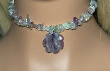 Load image into Gallery viewer, Gemstone POWER BAND-IT 3  Fluorite Chips &amp; Flower