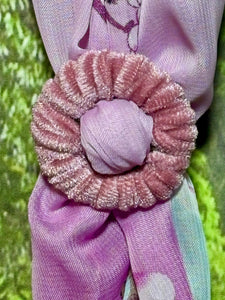 SCARF BAND-IT Exclusive Edition Mauve Shades Floral Theme Mother of Pearl Embossed Flower